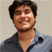 Soy un estudiante que ha hecho clases en preuniversitarios, de matemáticas e historia